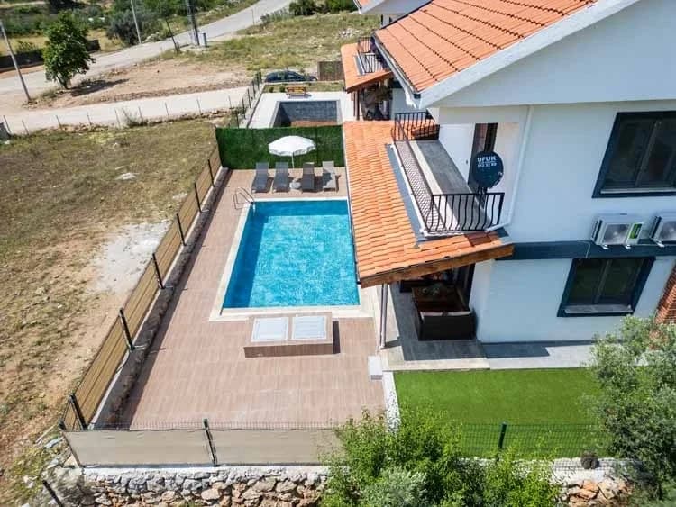 Villa Sinemis 28