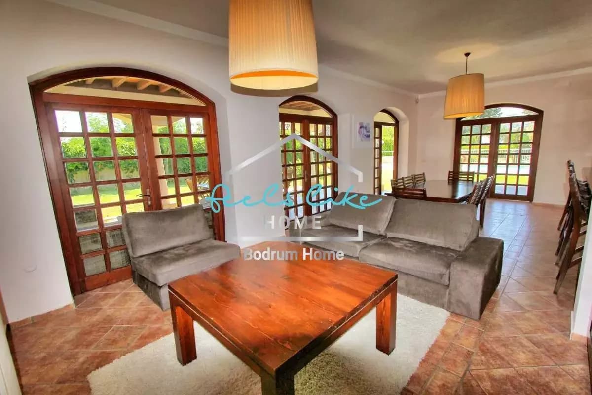 Villa Mandalin 18
