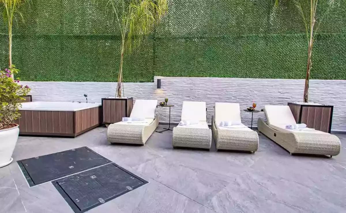 Villa A Plus 8