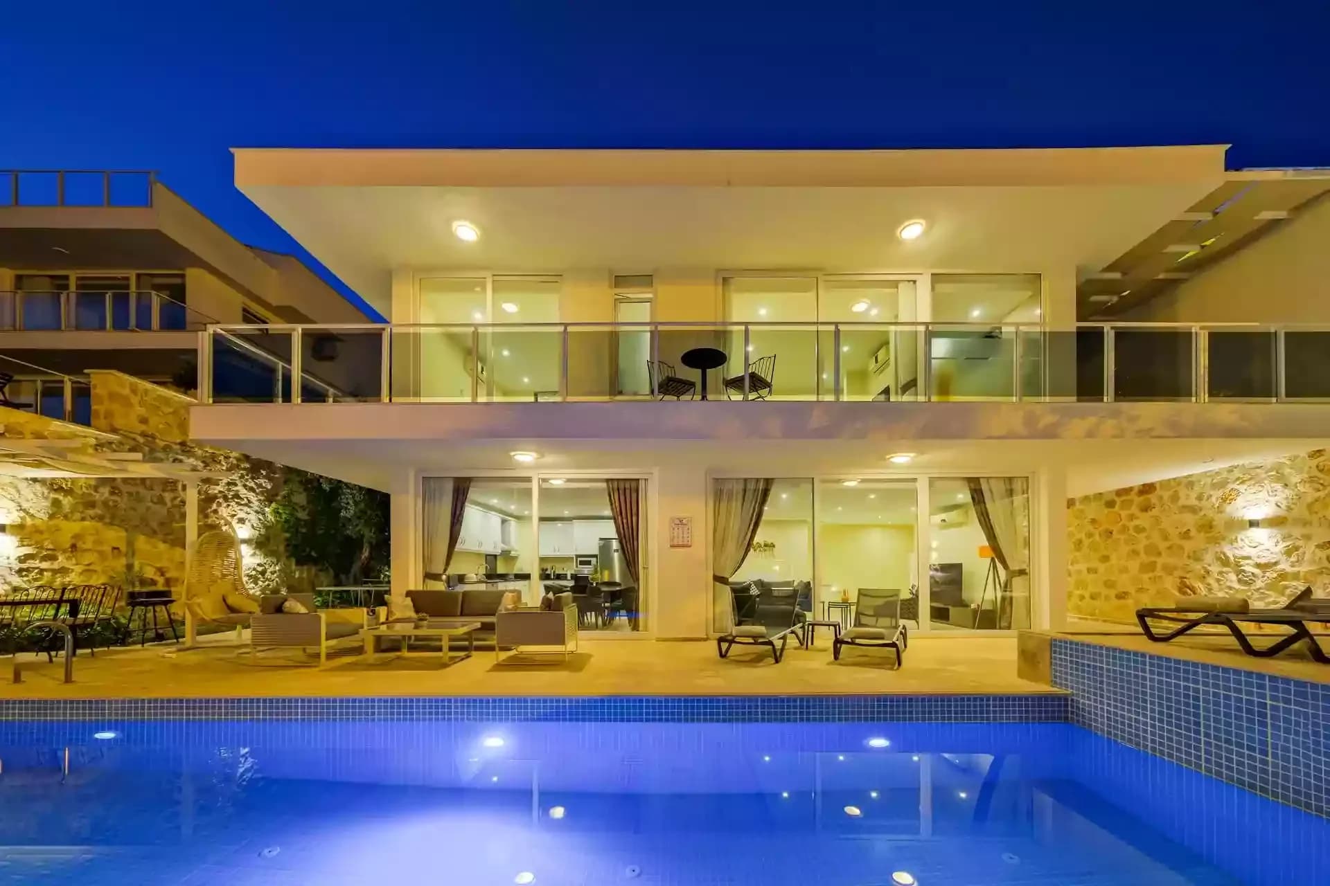 Villa Lumiere 1 24
