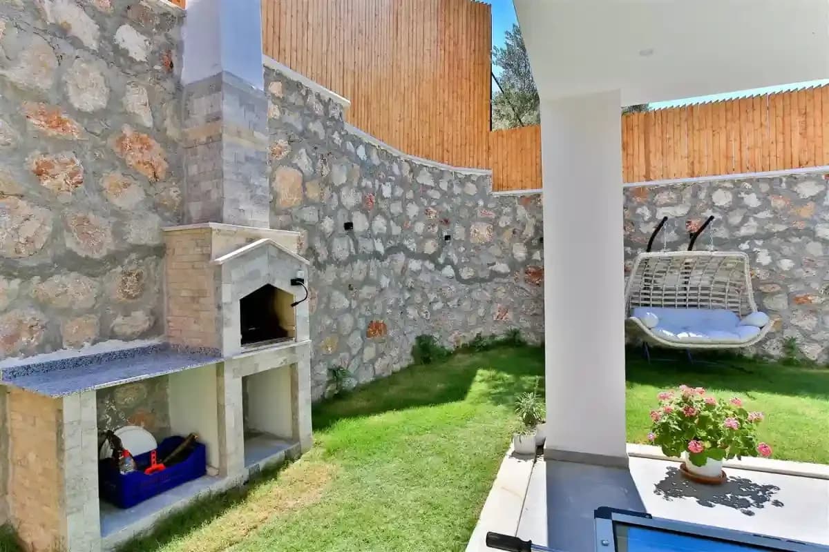 Villa Stone 18