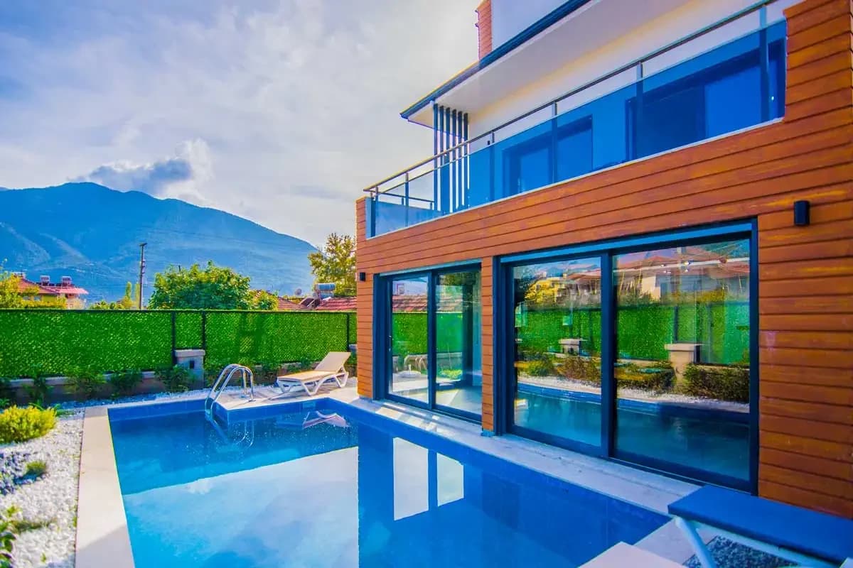 Villa Kırmızı 3