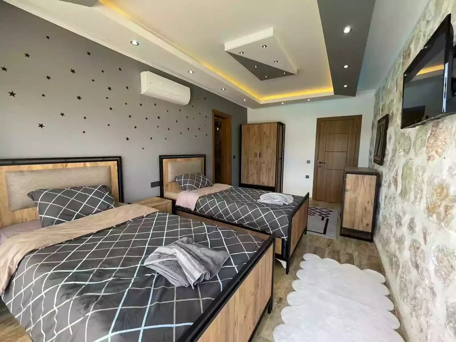 Villa Dublin 24