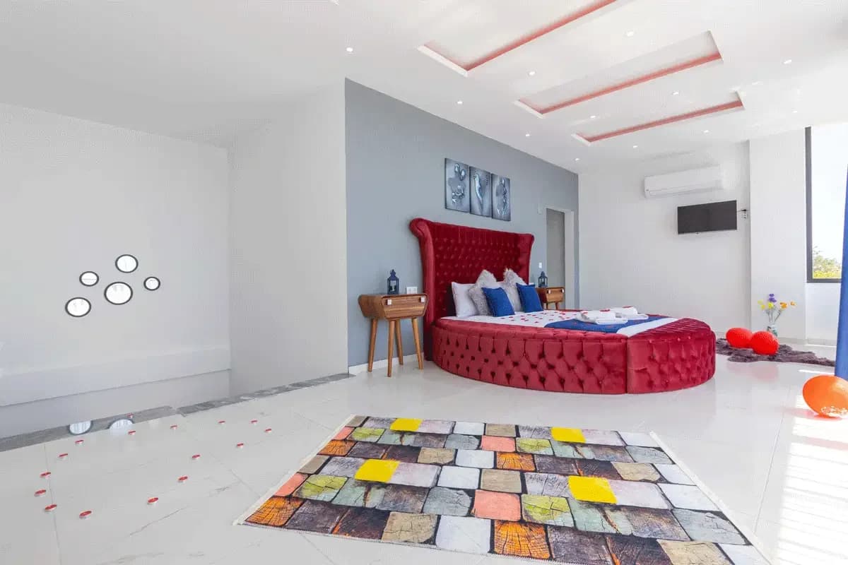 Villa Sister 11