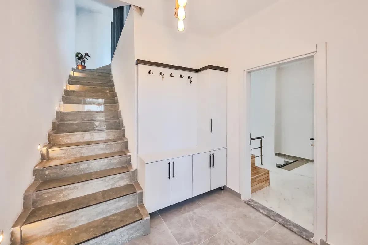 Villa Ahilya 86