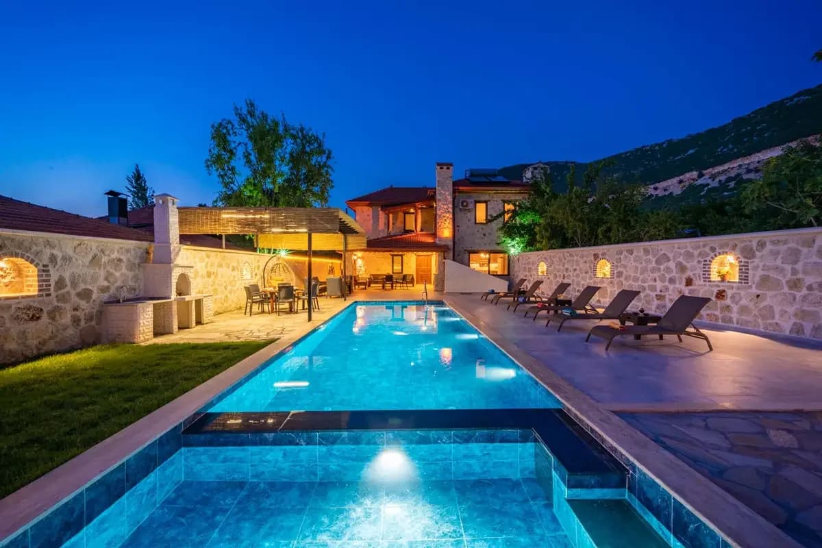 Villa Yanar 24