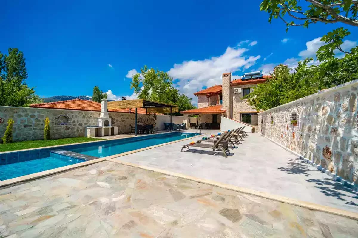 Villa Yanar 4
