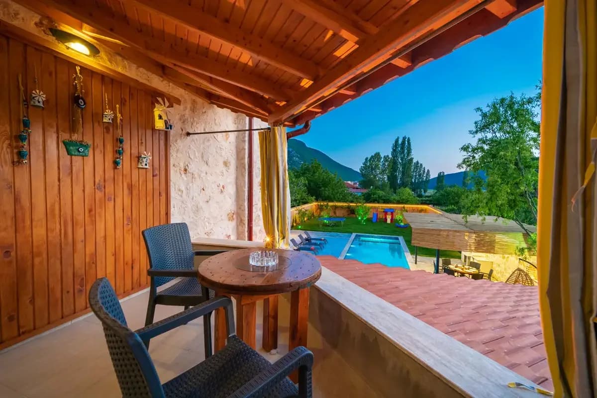 Villa Yanar 63