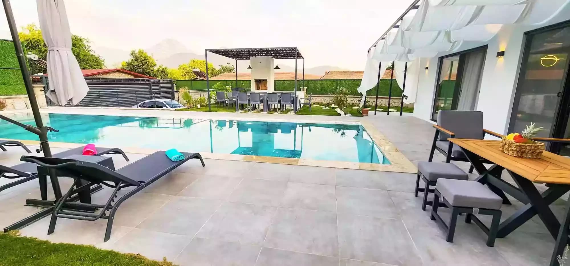 Villa Mamon Life 12
