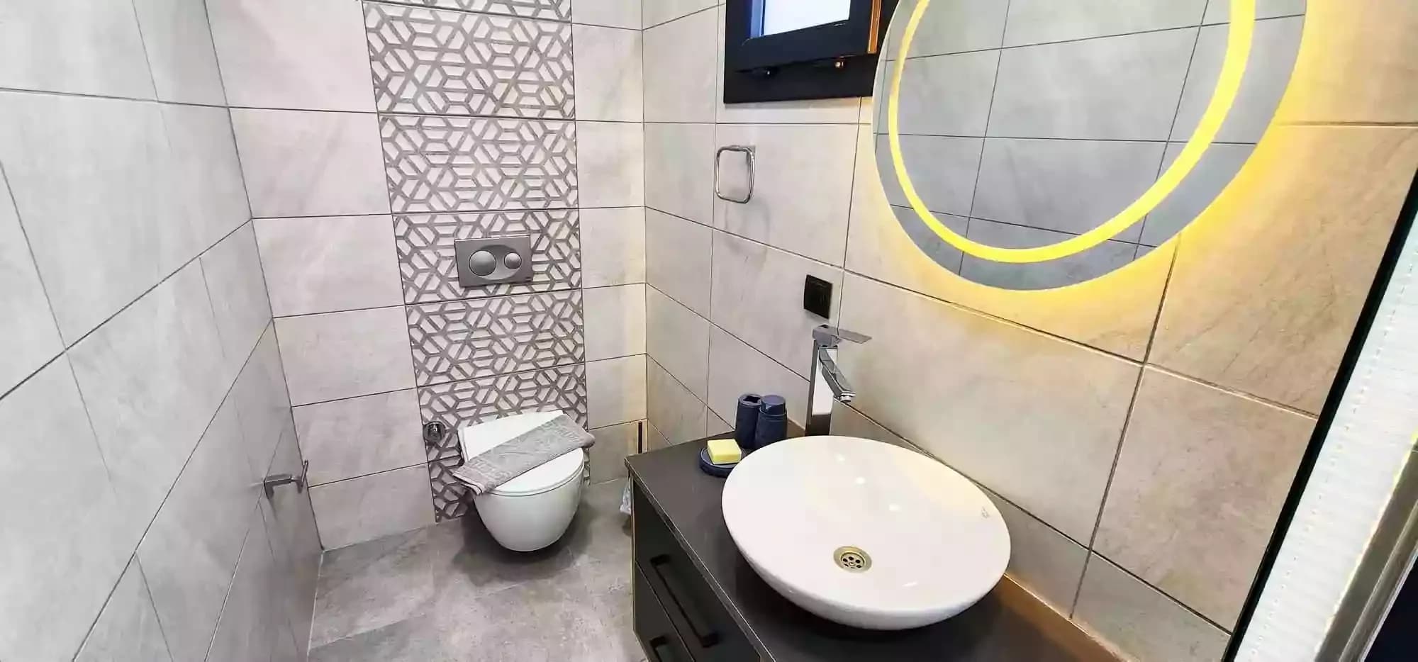 Villa Mamon Life 25