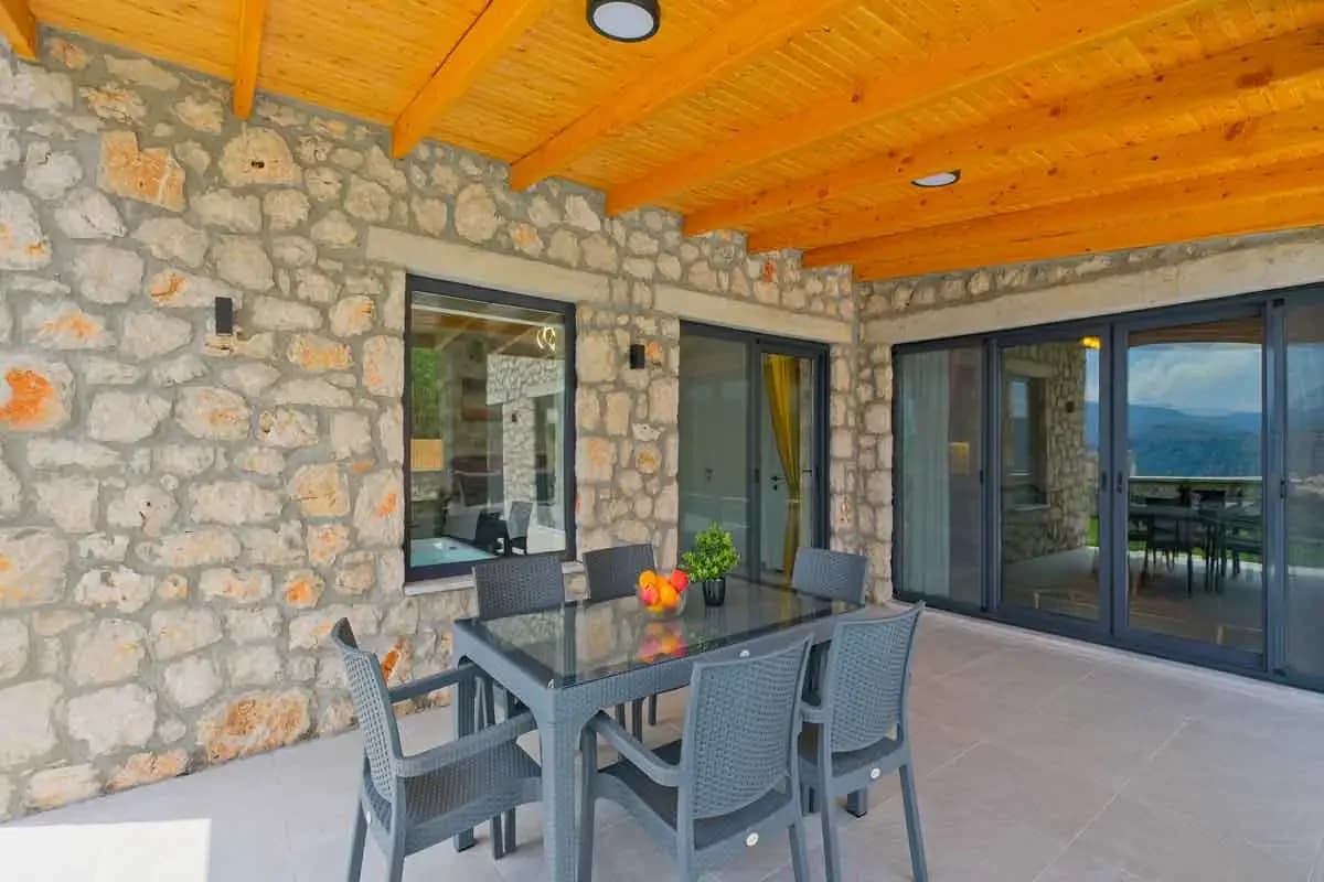 Villa Tepe 17