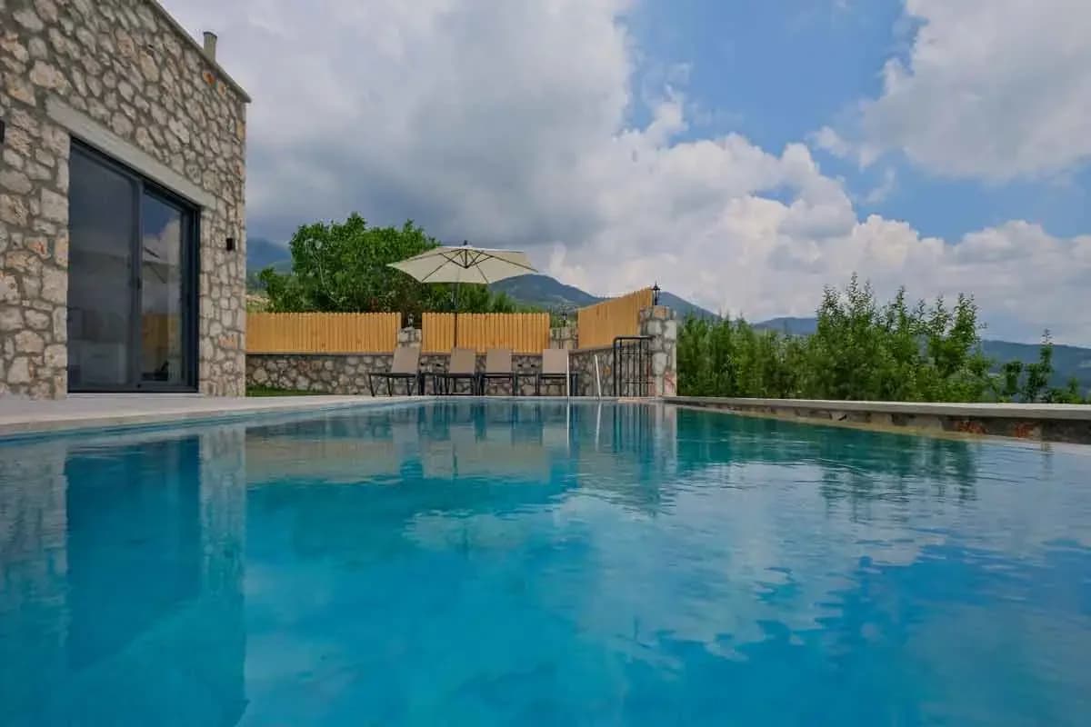 Villa Tepe 25