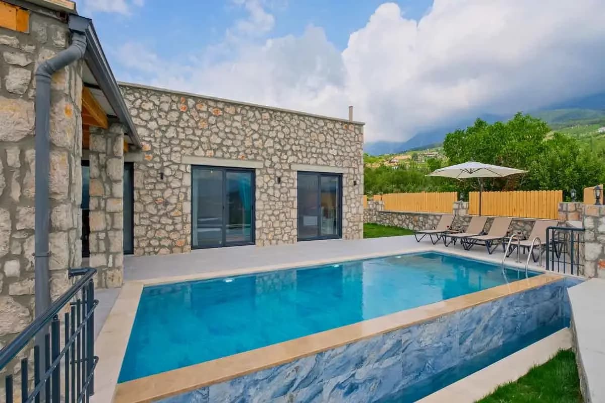 Villa Tepe 28