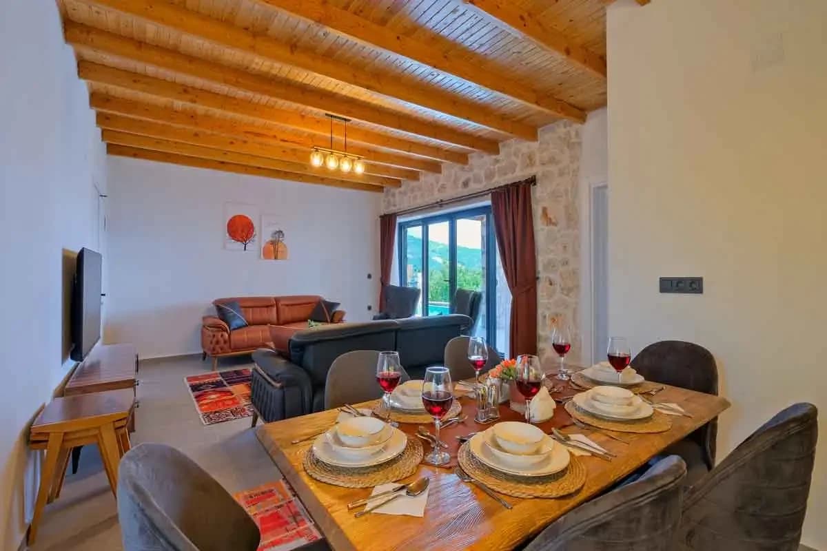 Villa Tepe 53