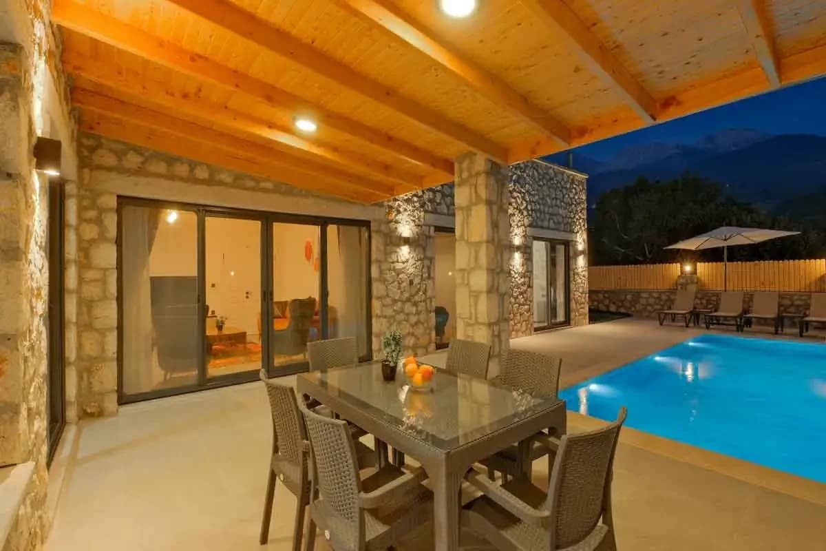 Villa Tepe 81