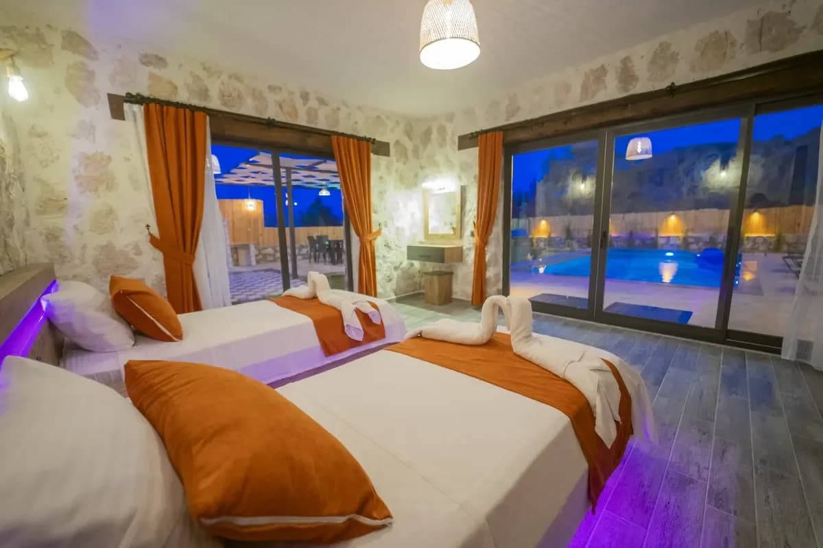 Villa Rose 25
