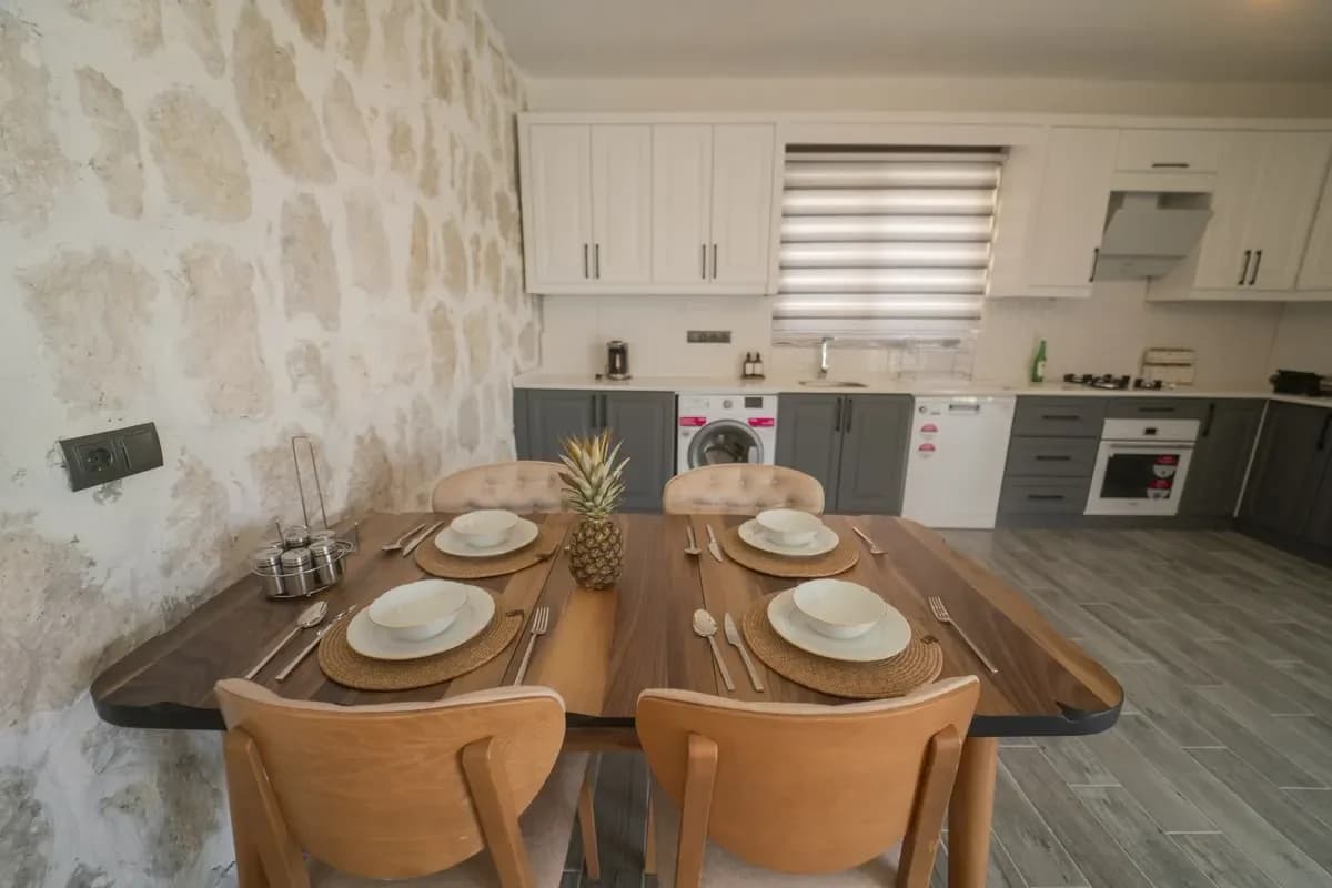 Villa Rose 56