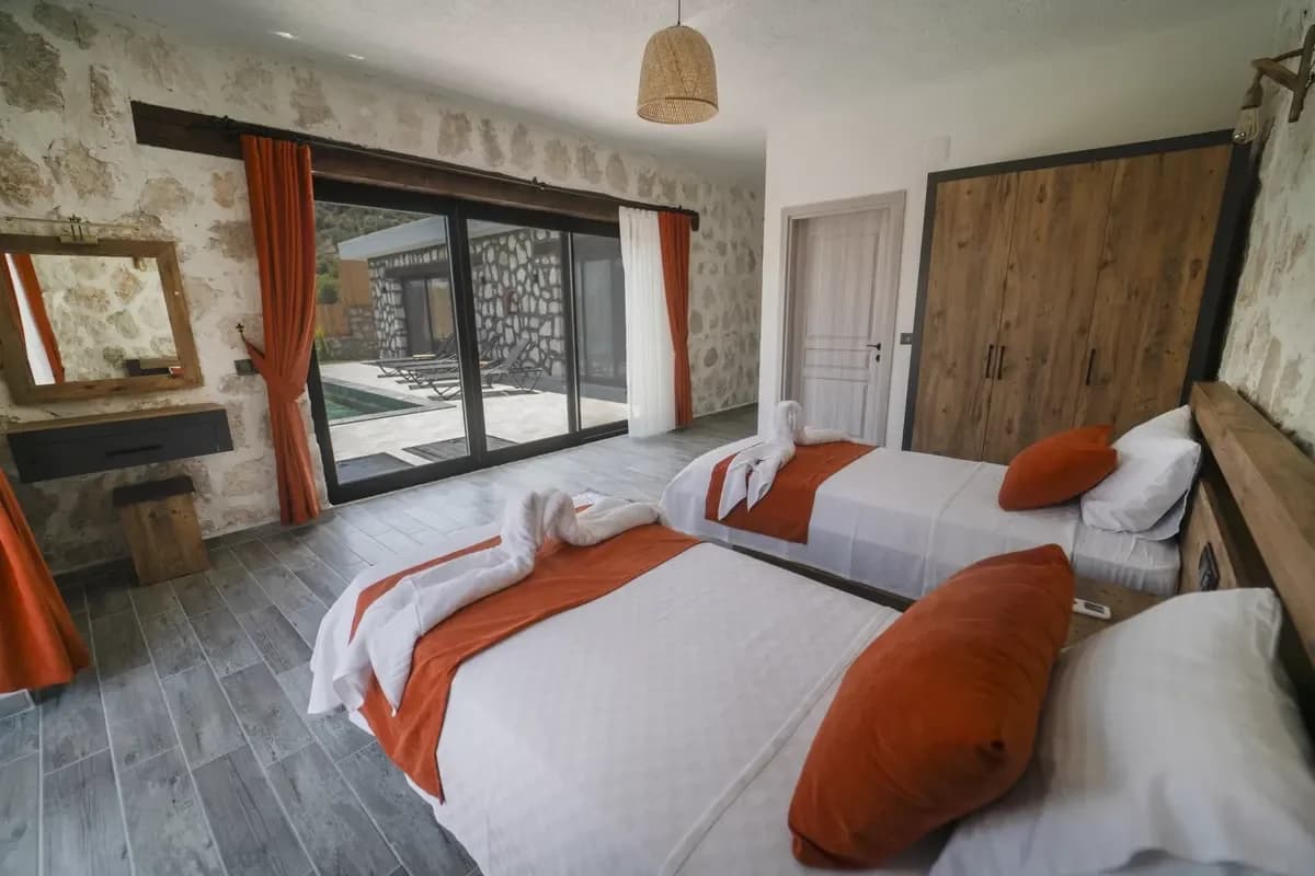 Villa Rose 57