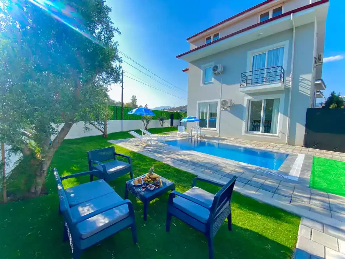 Villa Bora 1 2
