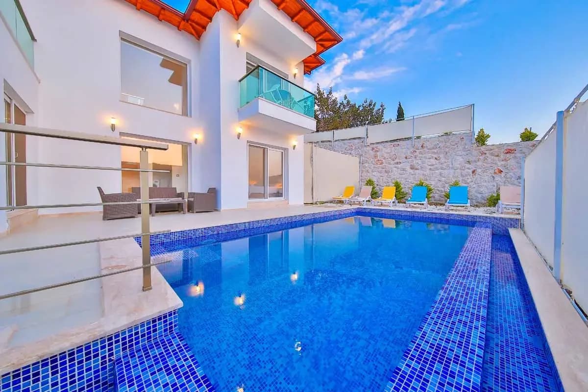 Villa James 5 18