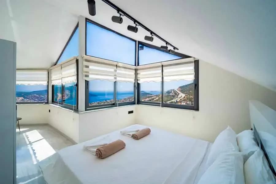 Villa Swan 36