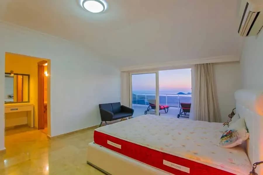 Villa Yirmi 40