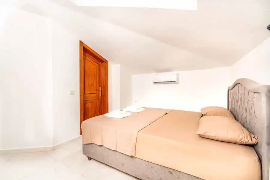 Villa Şah Bezirgan 32