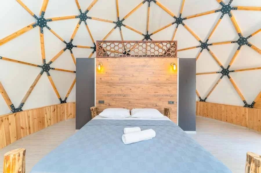 King Dome C 1 42