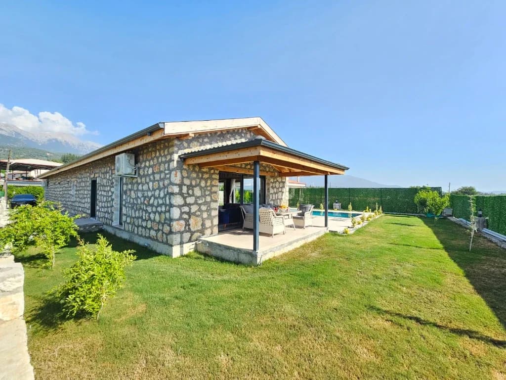 Villa Uca Royal 2 18