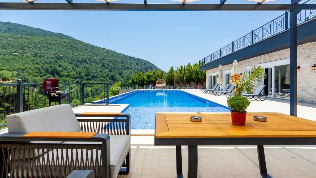 Villa Health 47