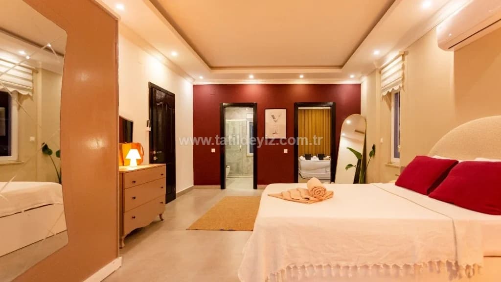 Villa Health 79