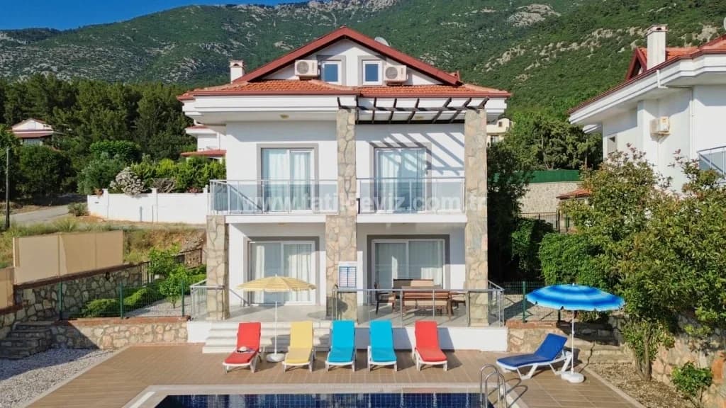 Villa Lemon 3 10