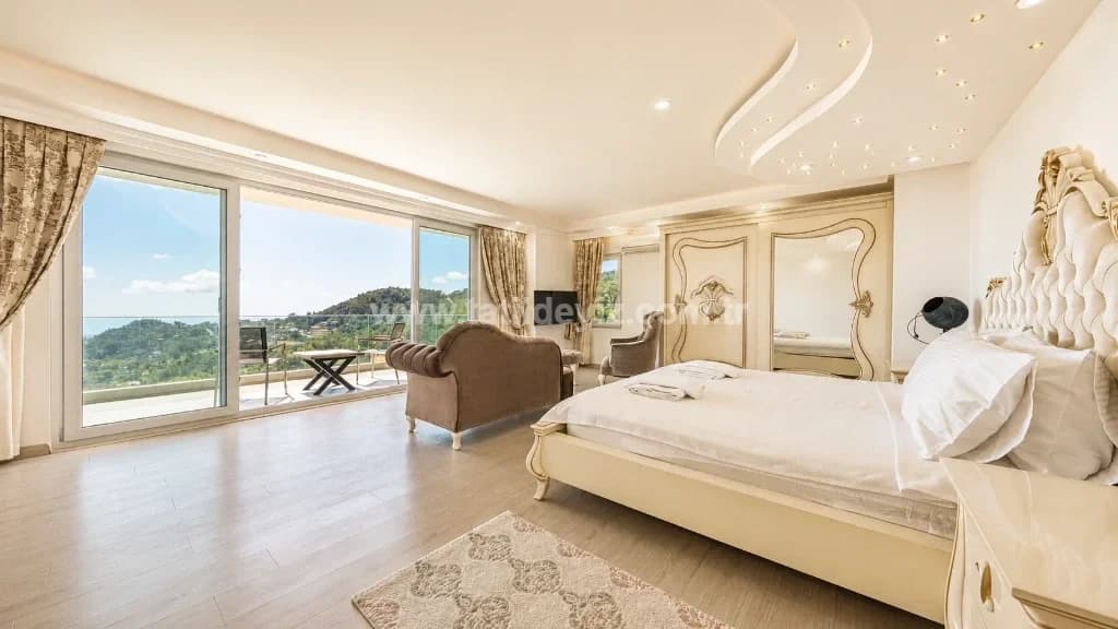 Villa Velaris 33