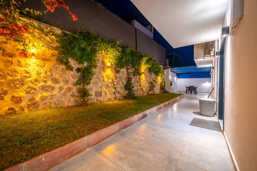 Villa Violet Duo 104
